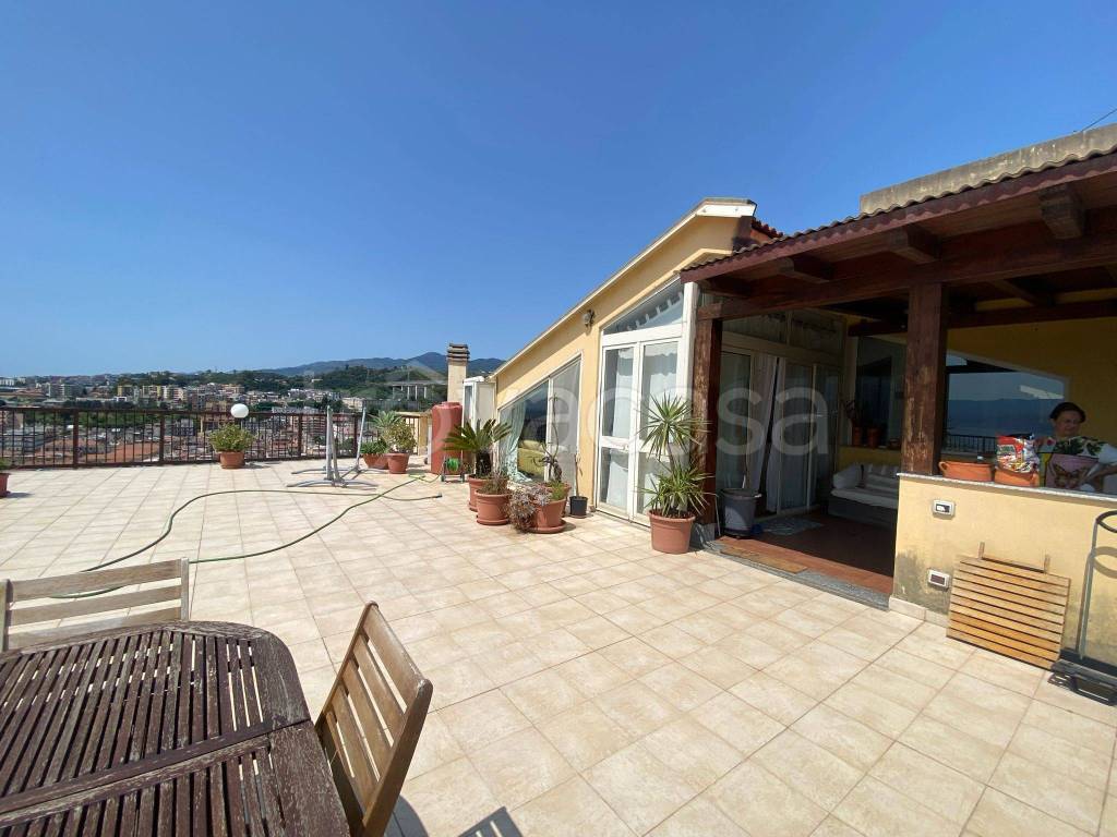 appartamento in vendita a Messina in zona Paradiso