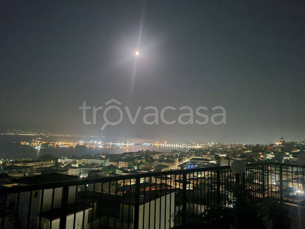 appartamento in vendita a Messina in zona Paradiso