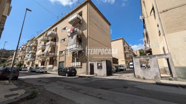 appartamento in vendita a Messina in zona Camaro