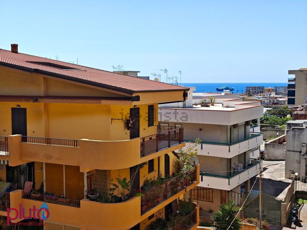 casa semindipendente in vendita a Messina in zona Contesse