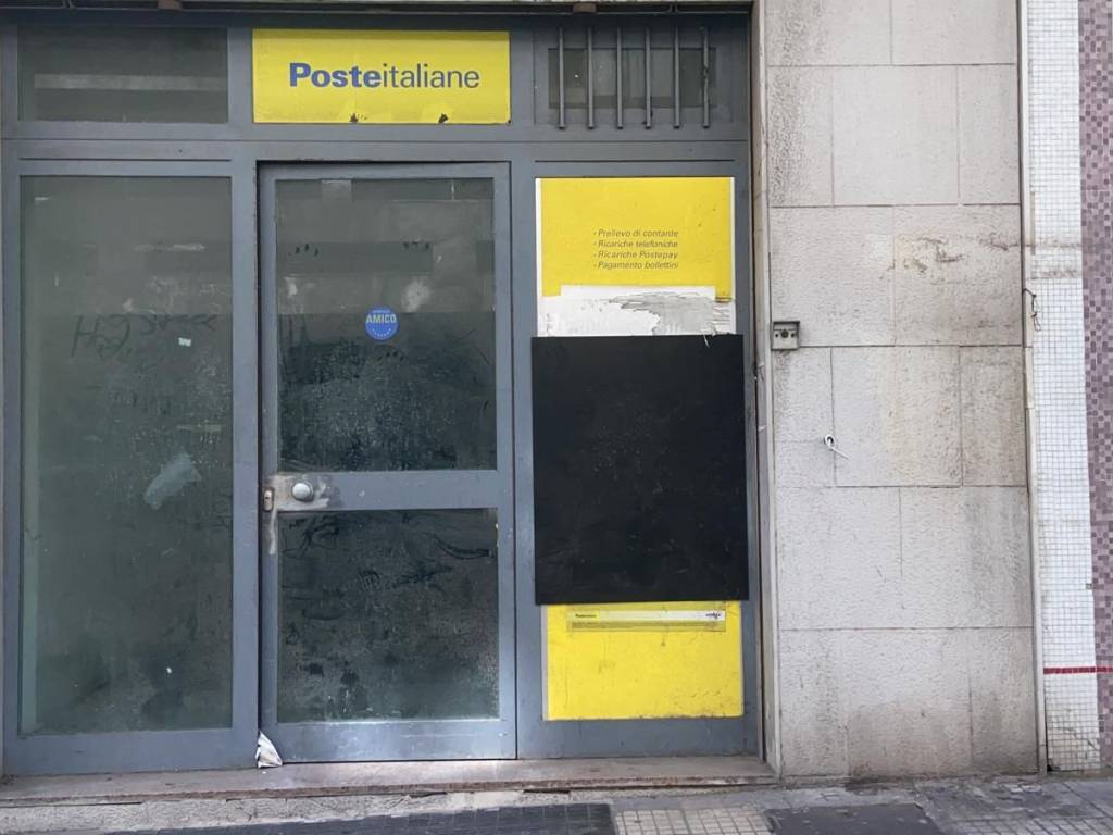negozio in vendita a Messina