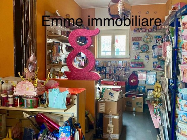 negozio in vendita a Messina in zona Centro Storico
