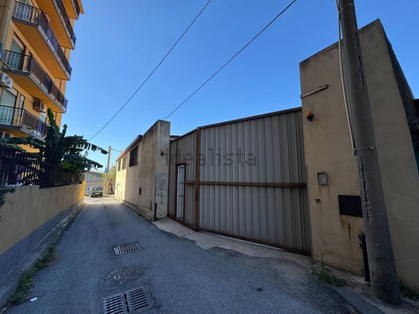 casa indipendente in vendita a Messina