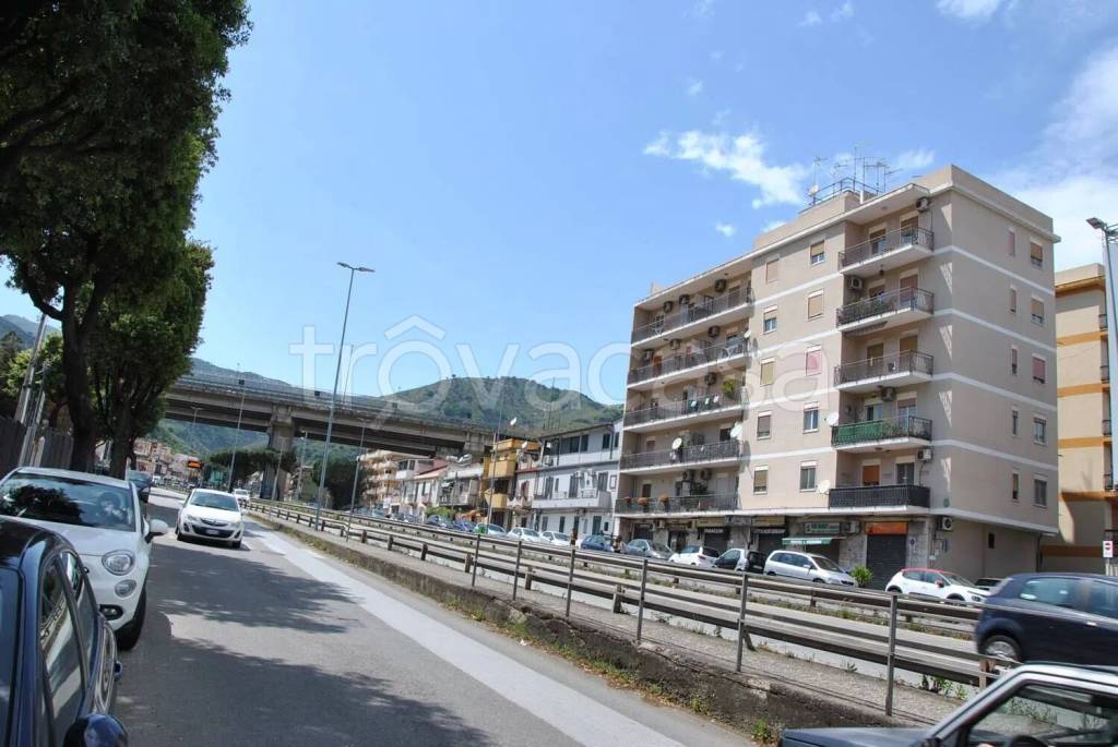 appartamento in vendita a Messina in zona Camaro