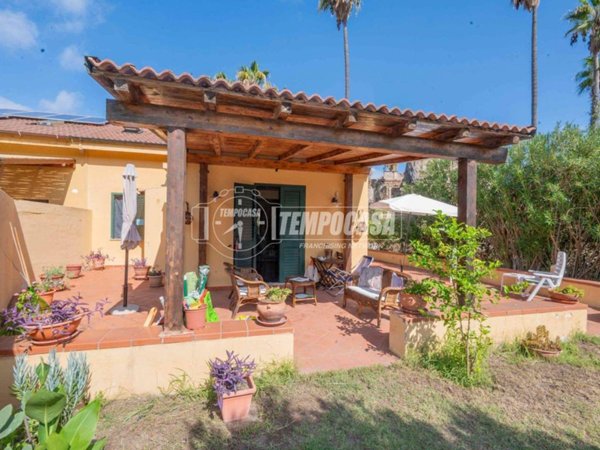 casa indipendente in vendita a Messina in zona Spartà