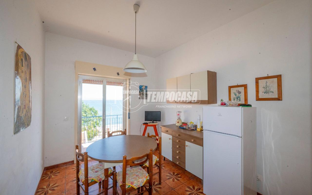 appartamento in vendita a Messina in zona Mortelle