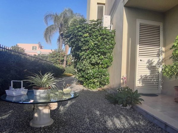 casa indipendente in vendita a Messina in zona Ganzirri