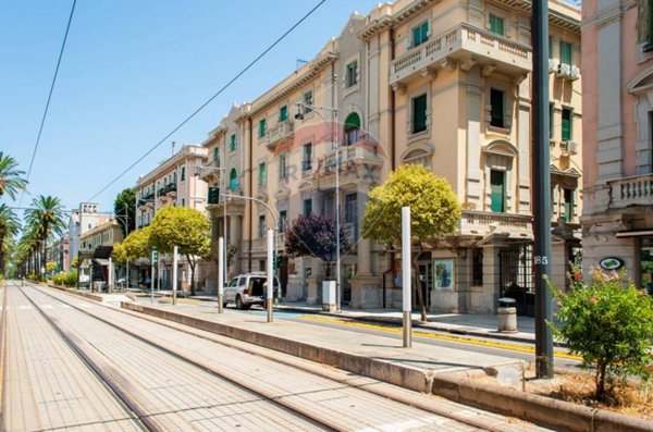 appartamento in vendita a Messina in zona Centro Storico