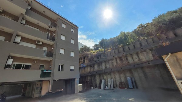 appartamento in vendita a Messina in zona Gazzi
