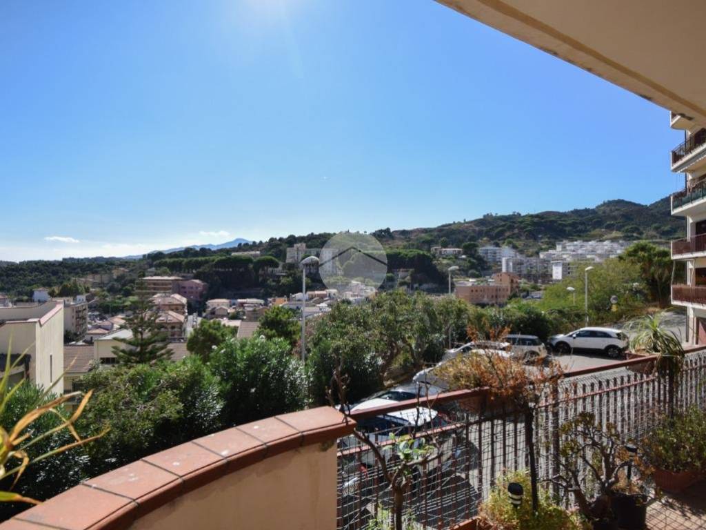 appartamento in vendita a Messina in zona Santissima Annunziata