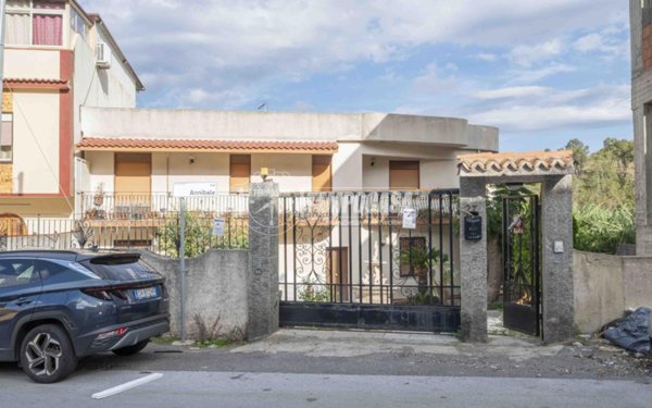 appartamento in vendita a Messina in zona Larderia