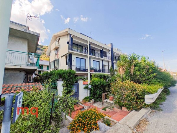 casa indipendente in vendita a Messina in zona Ponte Schiavo