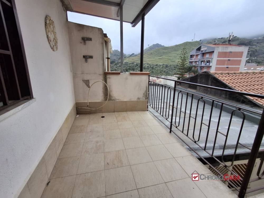 casa indipendente in vendita a Messina in zona Bordonaro