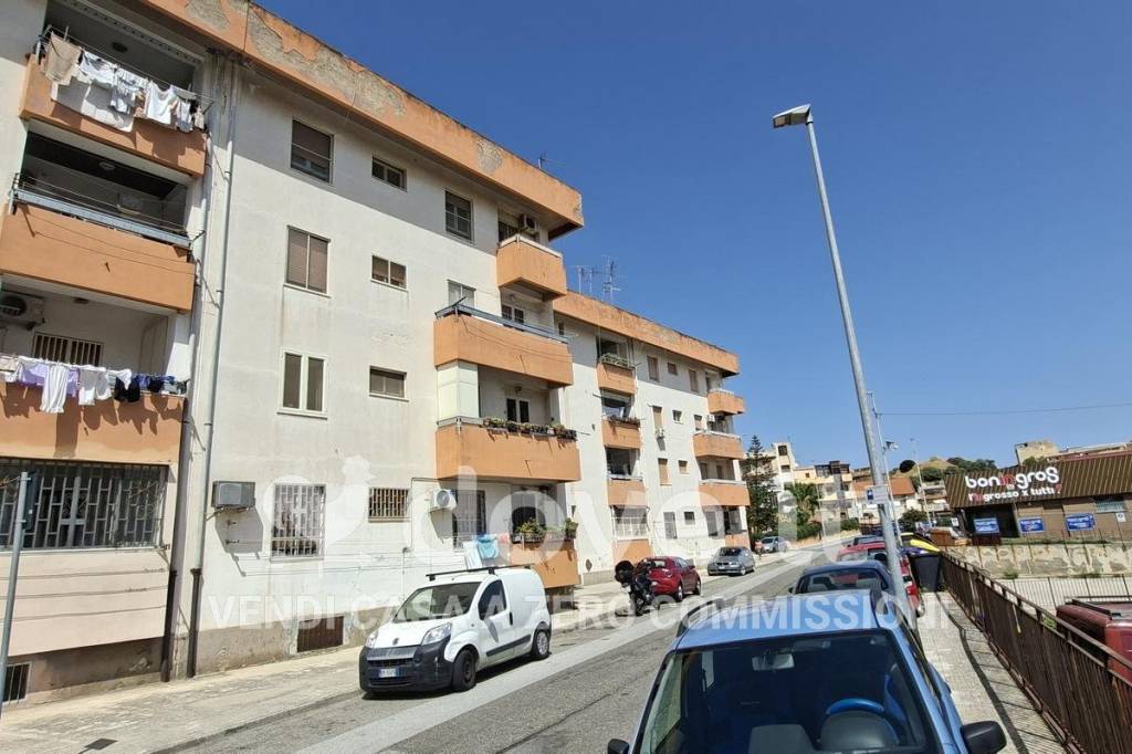 appartamento in vendita a Messina in zona Gazzi