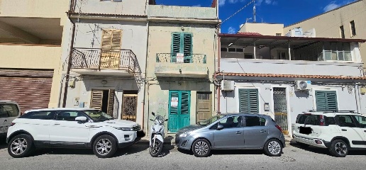 casa semindipendente in vendita a Messina in zona Mili Marina