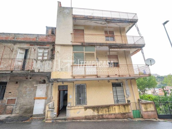 appartamento in vendita a Messina in zona Santa Margherita