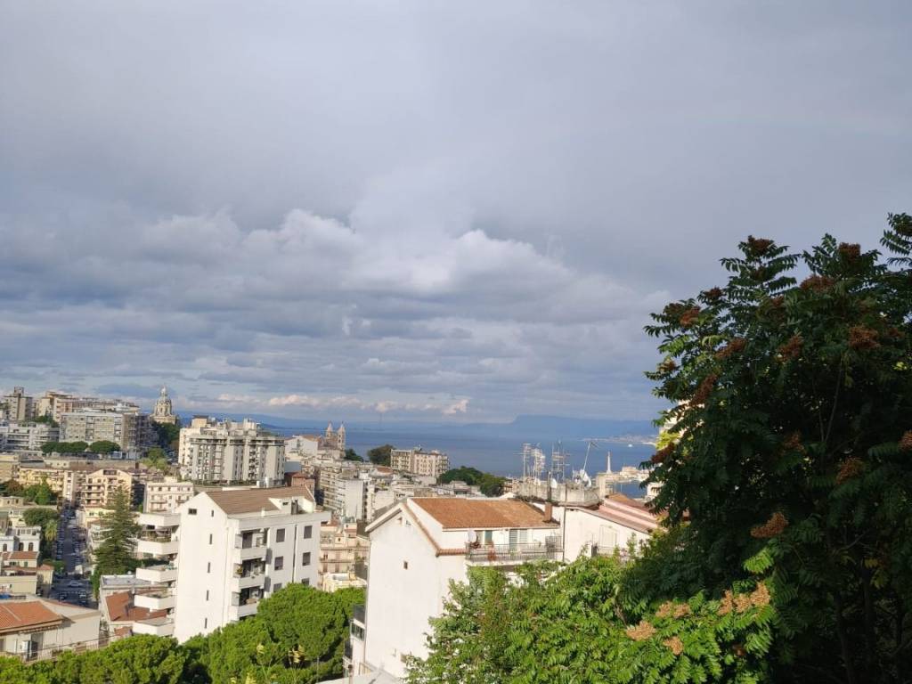 appartamento in vendita a Messina in zona Centro Storico