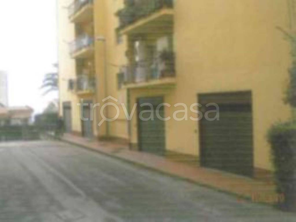 negozio in vendita a Messina