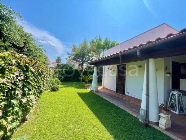 casa indipendente in vendita a Messina in zona San Saba