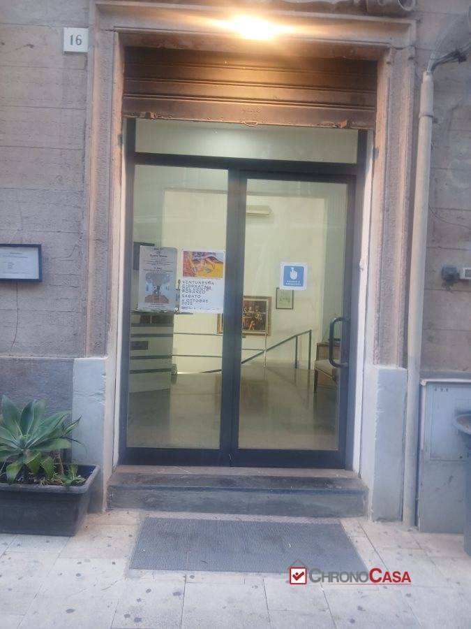 negozio in vendita a Messina in zona Centro Storico