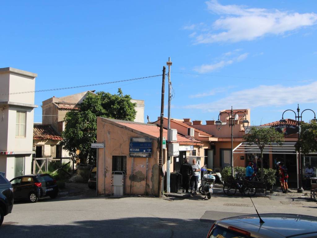 casa indipendente in vendita a Messina in zona Ganzirri