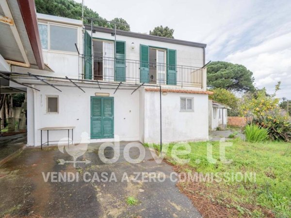 casa indipendente in vendita a Messina in zona Larderia