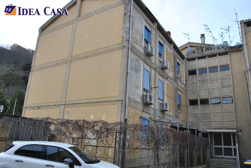 appartamento in vendita a Messina in zona Gazzi