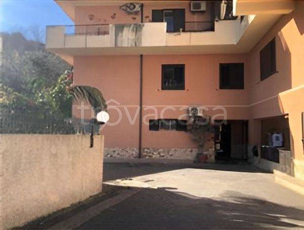 appartamento in vendita a Messina in zona Camaro