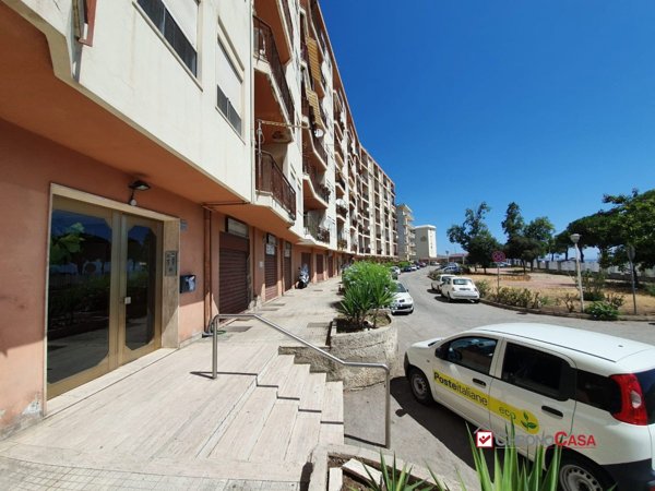 locale commerciale in vendita a Messina in zona Centro Storico