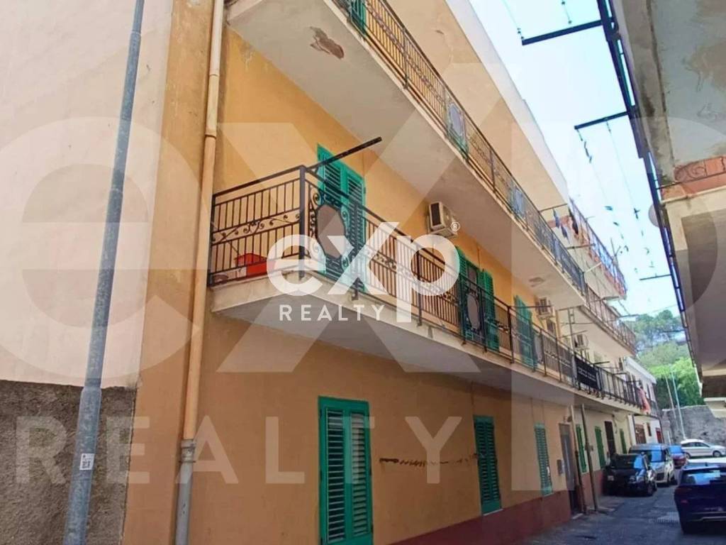 appartamento in vendita a Messina in zona Gazzi