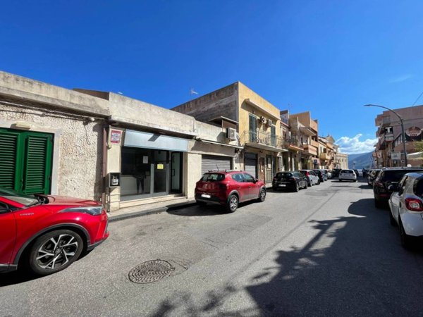 negozio in vendita a Messina in zona Ganzirri