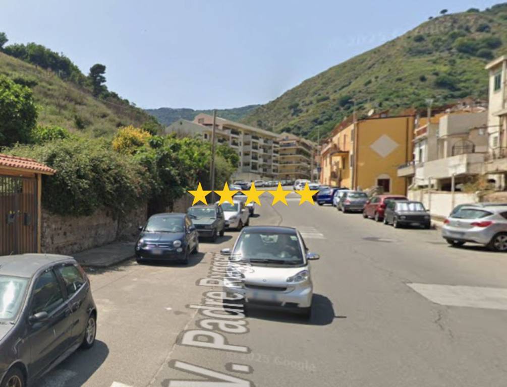 appartamento in vendita a Messina in zona Camaro