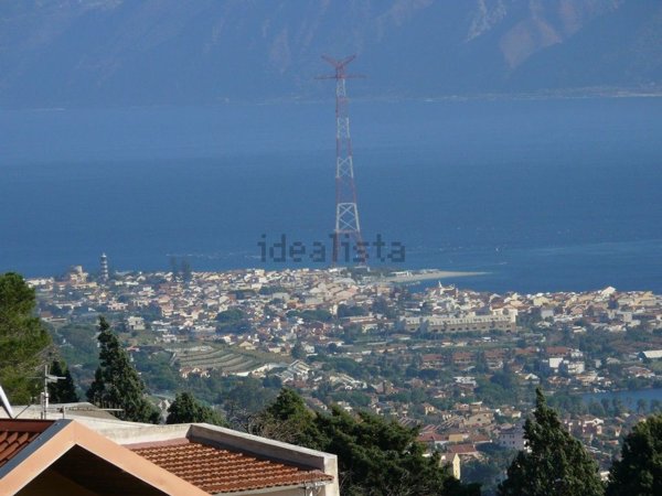 quadrivano in vendita a Messina in zona Faro Superiore