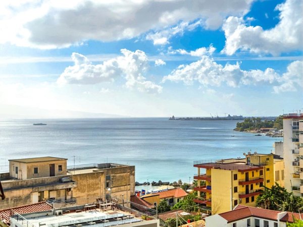 appartamento in vendita a Messina in zona Paradiso