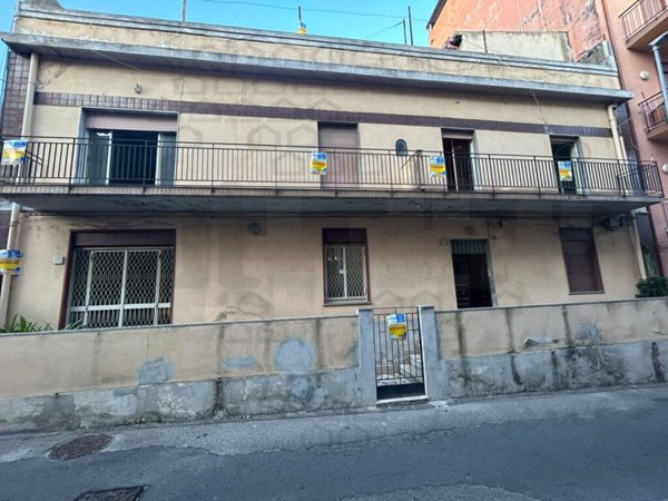 casa indipendente in vendita a Messina in zona Gazzi