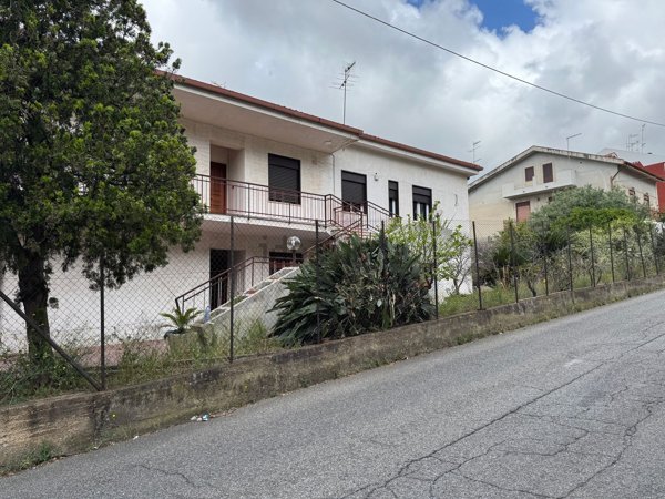 appartamento in vendita a Messina in zona Santissima Annunziata