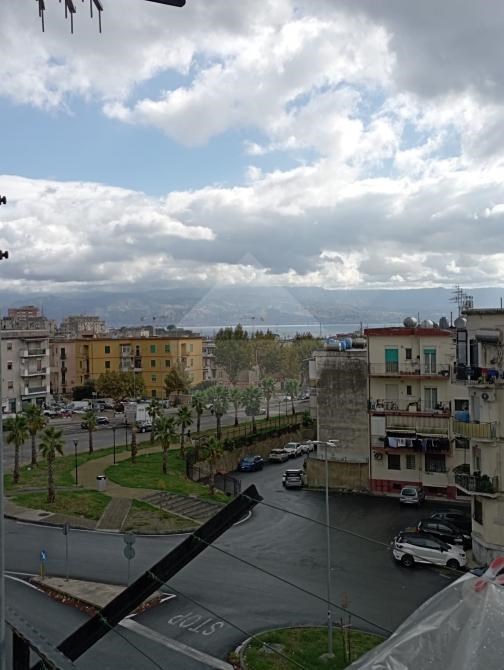 appartamento in vendita a Messina in zona Gazzi
