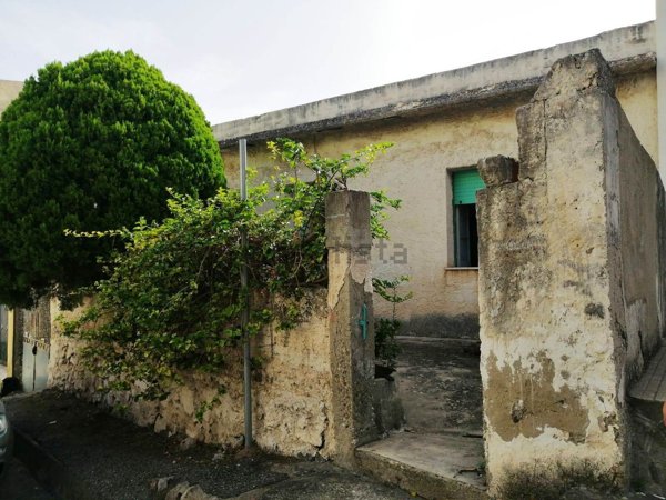 casa indipendente in vendita a Messina