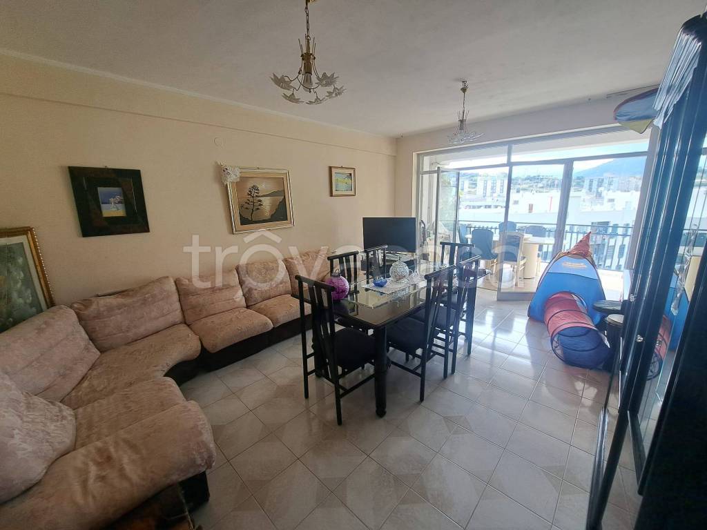 appartamento in vendita a Messina in zona Gazzi