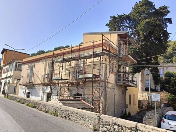 casa indipendente in vendita a Messina in zona Galati / Mili San Marco