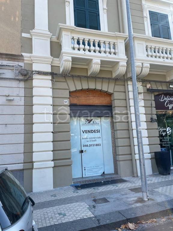 negozio in vendita a Messina in zona Centro Storico