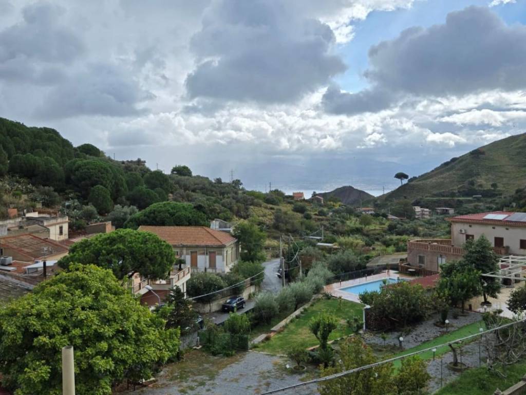 appartamento in vendita a Messina in zona Faro Superiore