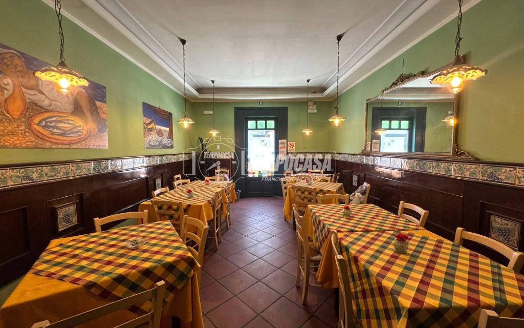 negozio in vendita a Messina in zona Centro Storico