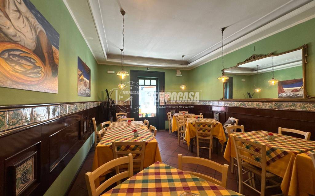 negozio in vendita a Messina in zona Centro Storico