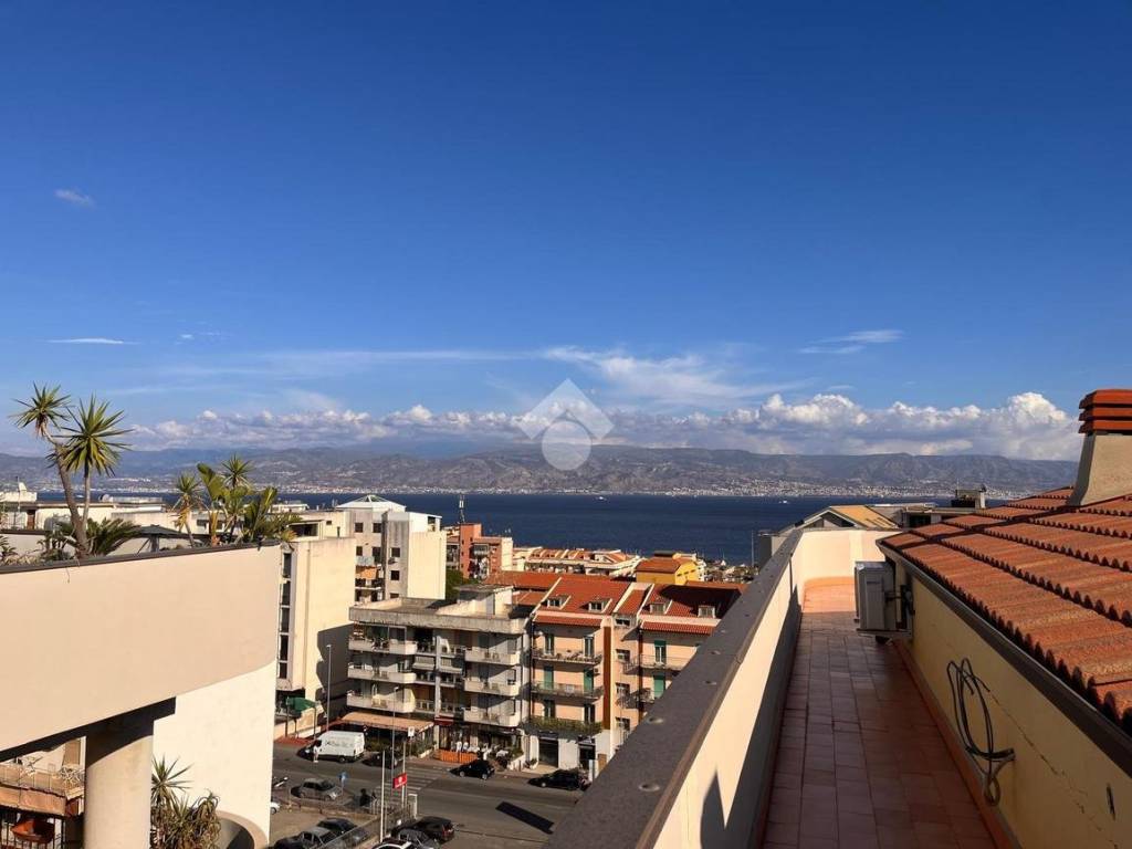appartamento in vendita a Messina in zona Contesse