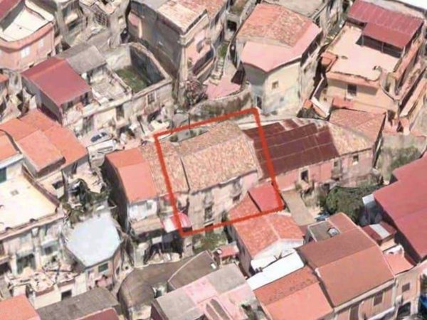 casa indipendente in vendita a Messina in zona Bordonaro
