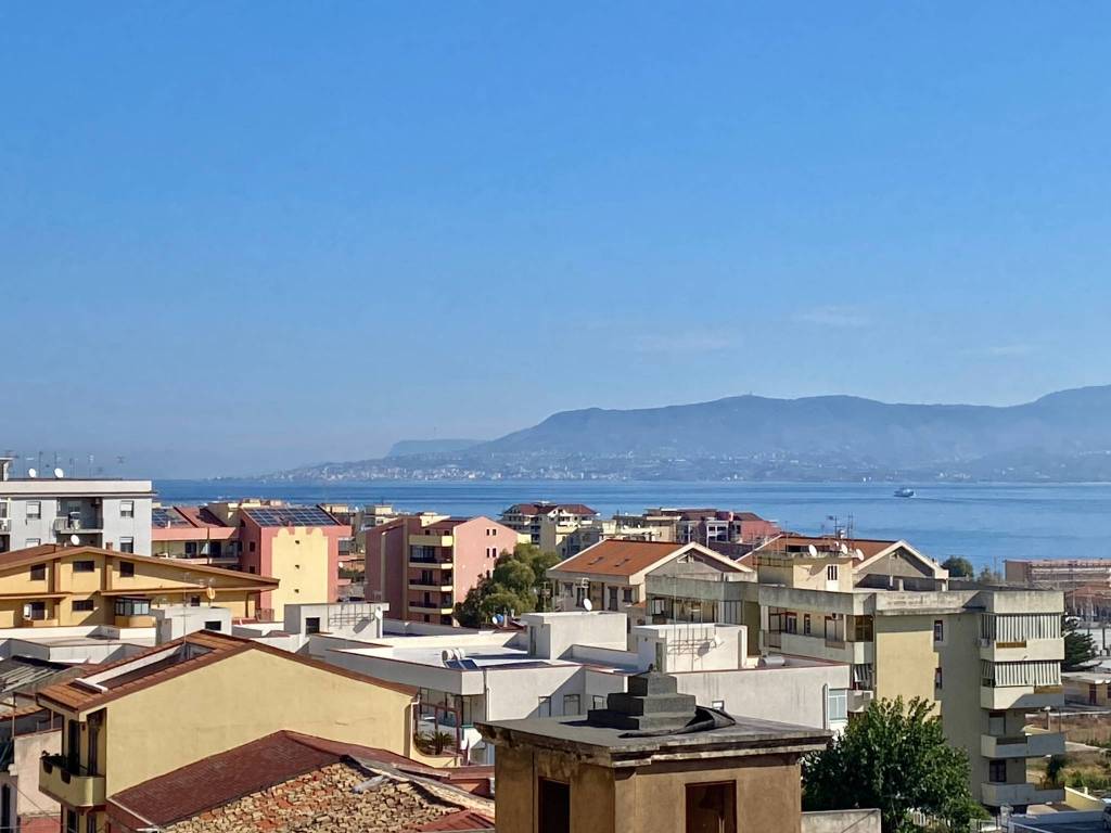 casa indipendente in vendita a Messina in zona Contesse