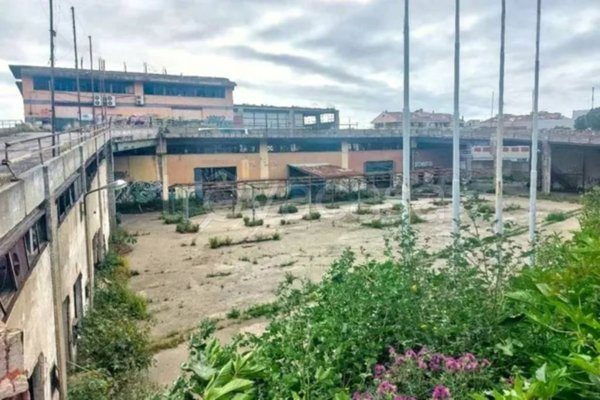 capannone in vendita a Messina in zona Pistunina