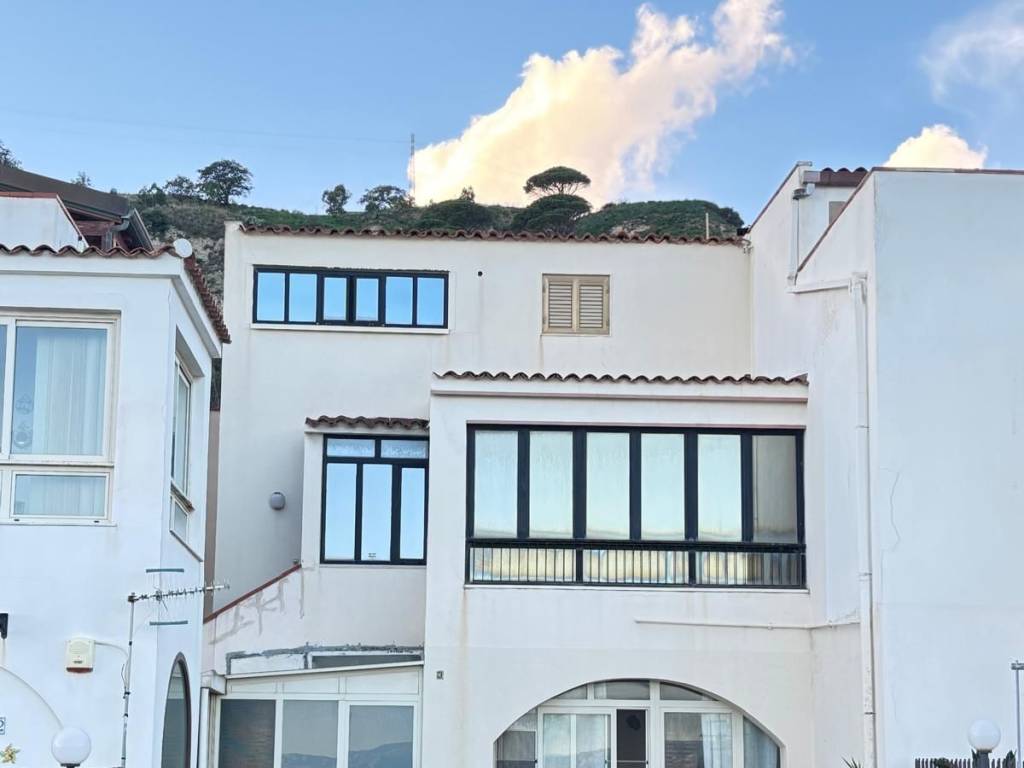 casa indipendente in vendita a Messina in zona Santa Margherita