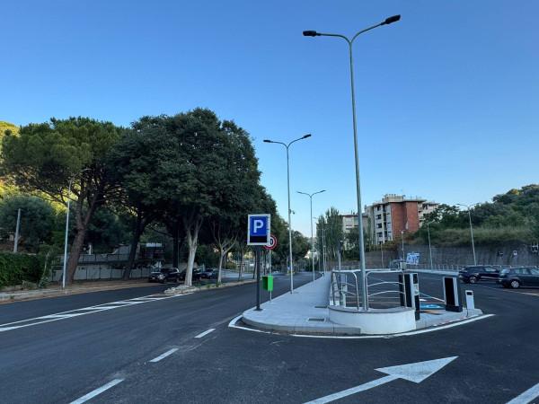 negozio in vendita a Messina in zona San Licandro